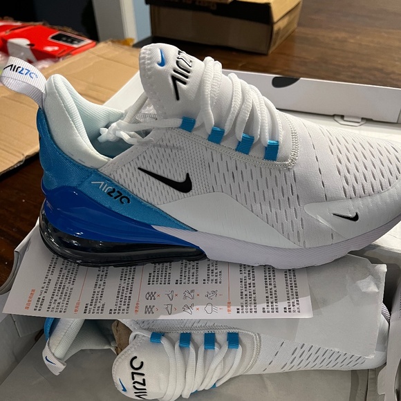 Athletic_Shoes